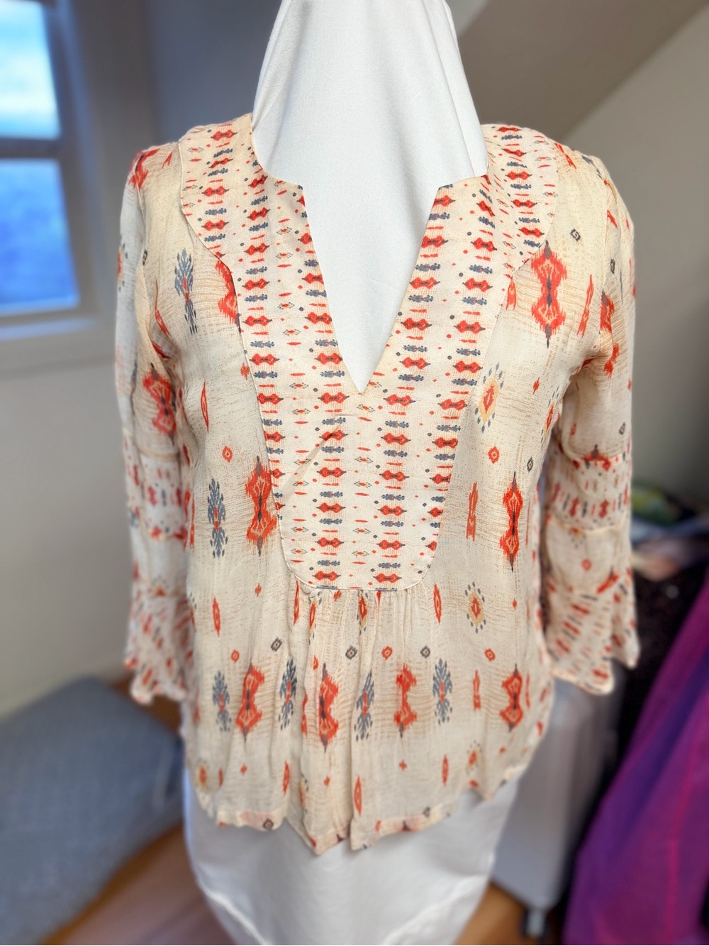 Lucky Brand Split Neck Tribal Geometric Sheet Flutter 3/4 Sleeve Top